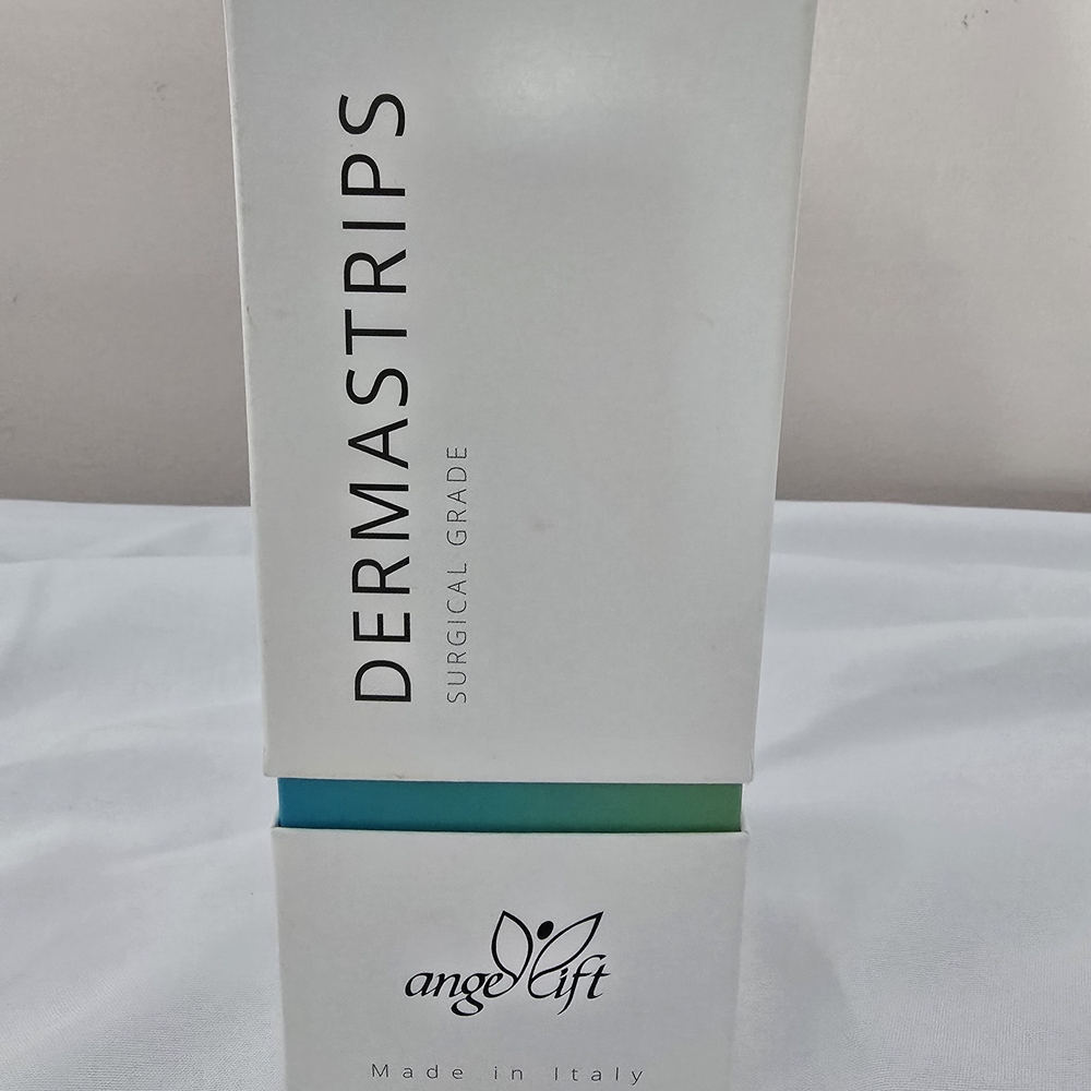 DermaStrips - White